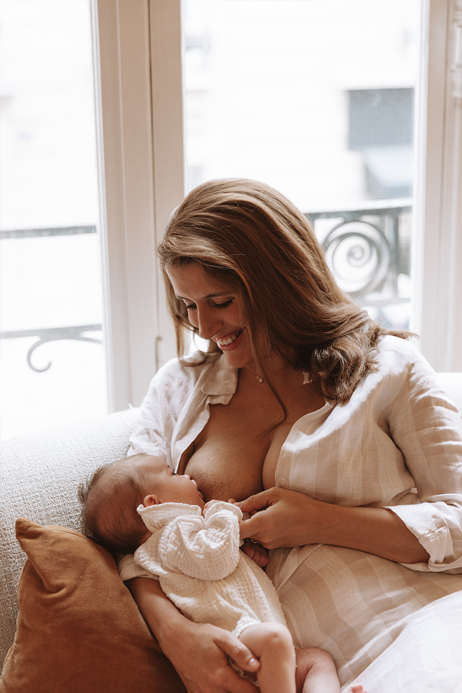 Séance photo naissance en famille à Paris