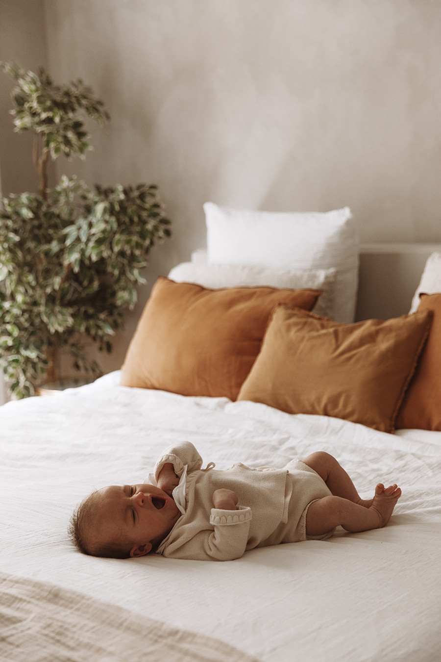 Séance photo naissance en famille à Paris