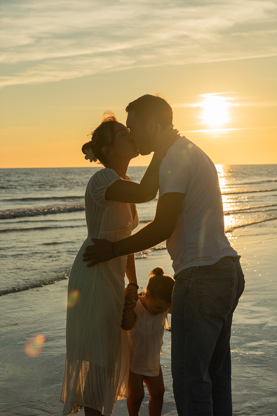 Séance photo en famille à la plage ou en pleine nature