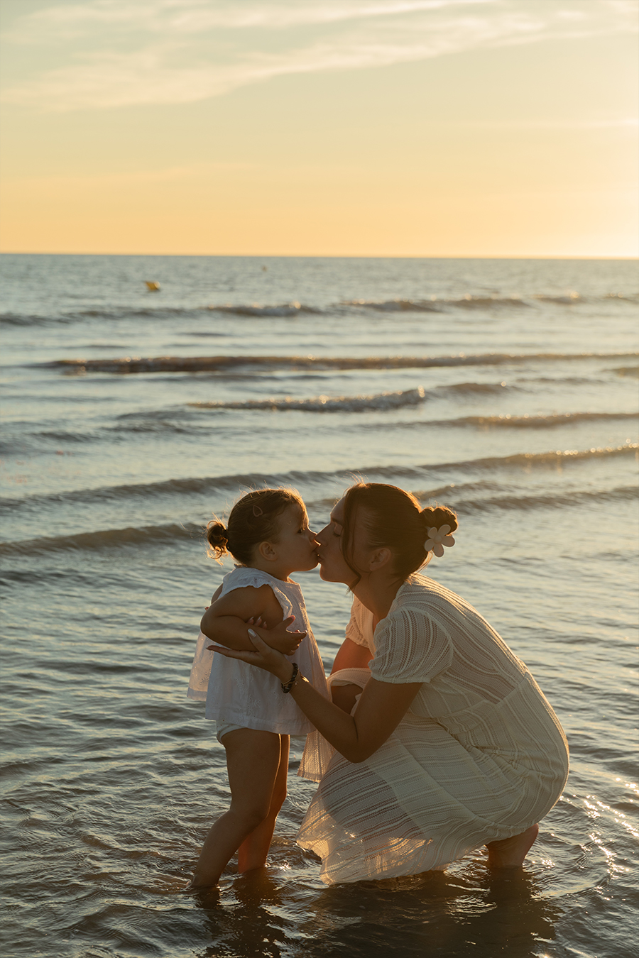 Séance photo en famille à la plage ou en pleine nature